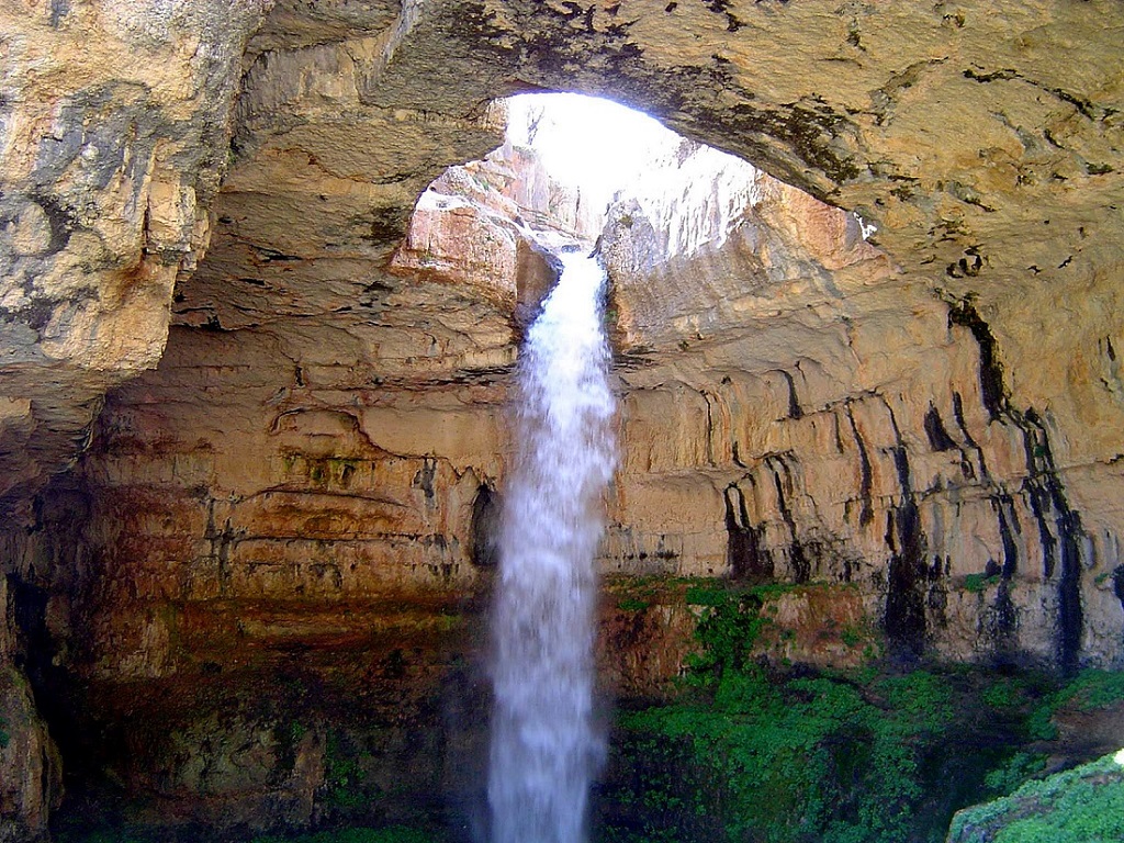 Baatara-Gorge-Waterfall-Tannourine-Lebanon-1